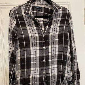 B&W Flannel Plaid Button Up Shirt- American Eagle